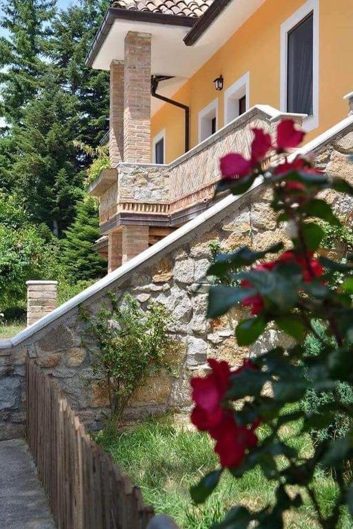 Agriturismo Macchia Di Tuono Hotell San Giovanni in Fiore Eksteriør bilde